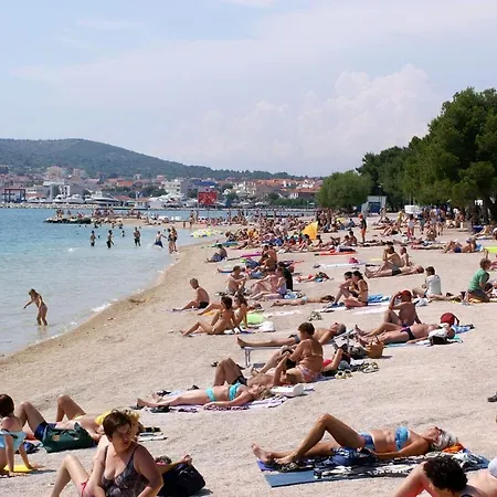 Apartments And Rooms By The Sea Vodice - 6182 Gostinjska kuća