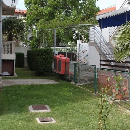 Apartments And Rooms By The Sea Vodice - 6182 Guest house Vodice