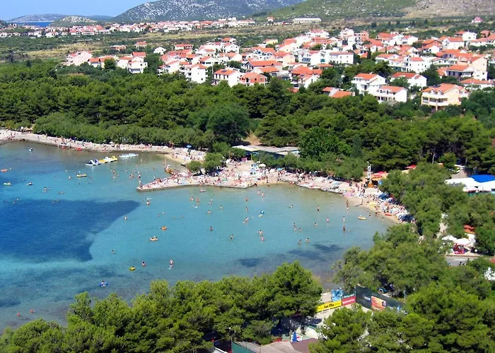 Apartments And Rooms By The Sea Vodice - 6182 3* Vodice