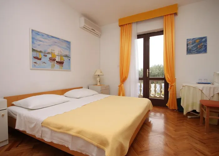 And By The Sea - 6182 3* Vodice